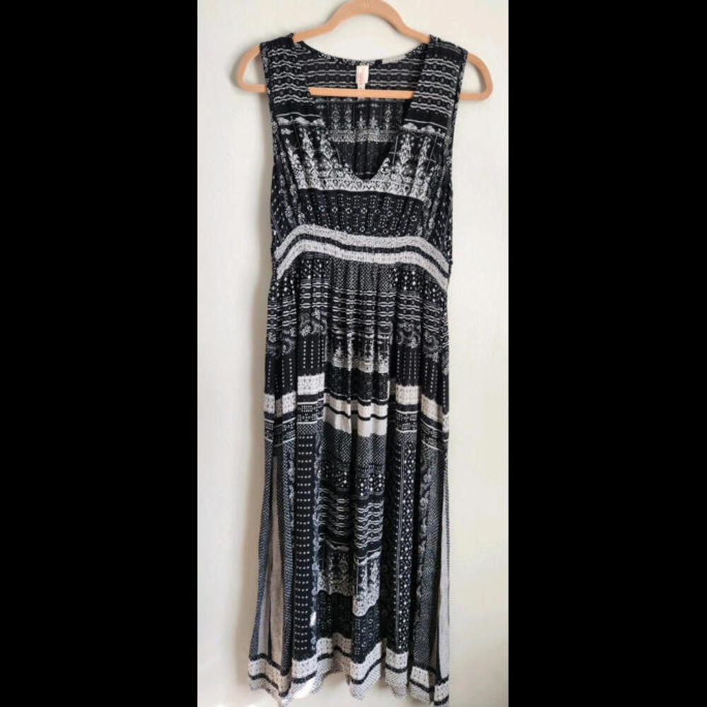 Anthropoligie Raga Maxi Dress Small Black White V Neck Long Boho Hippie